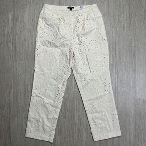 Alfani Antique White Terra Nova Eyelet Cropped Trousers Pants NEW Size 8 30x27